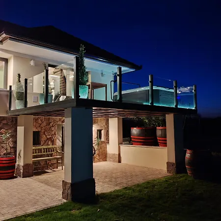 Villapince * Garabonc