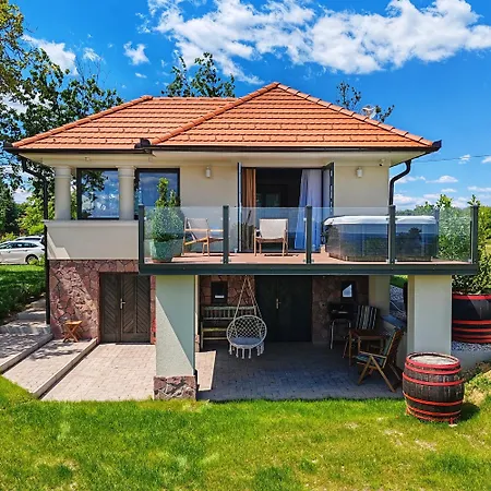 Vilă Villapince *